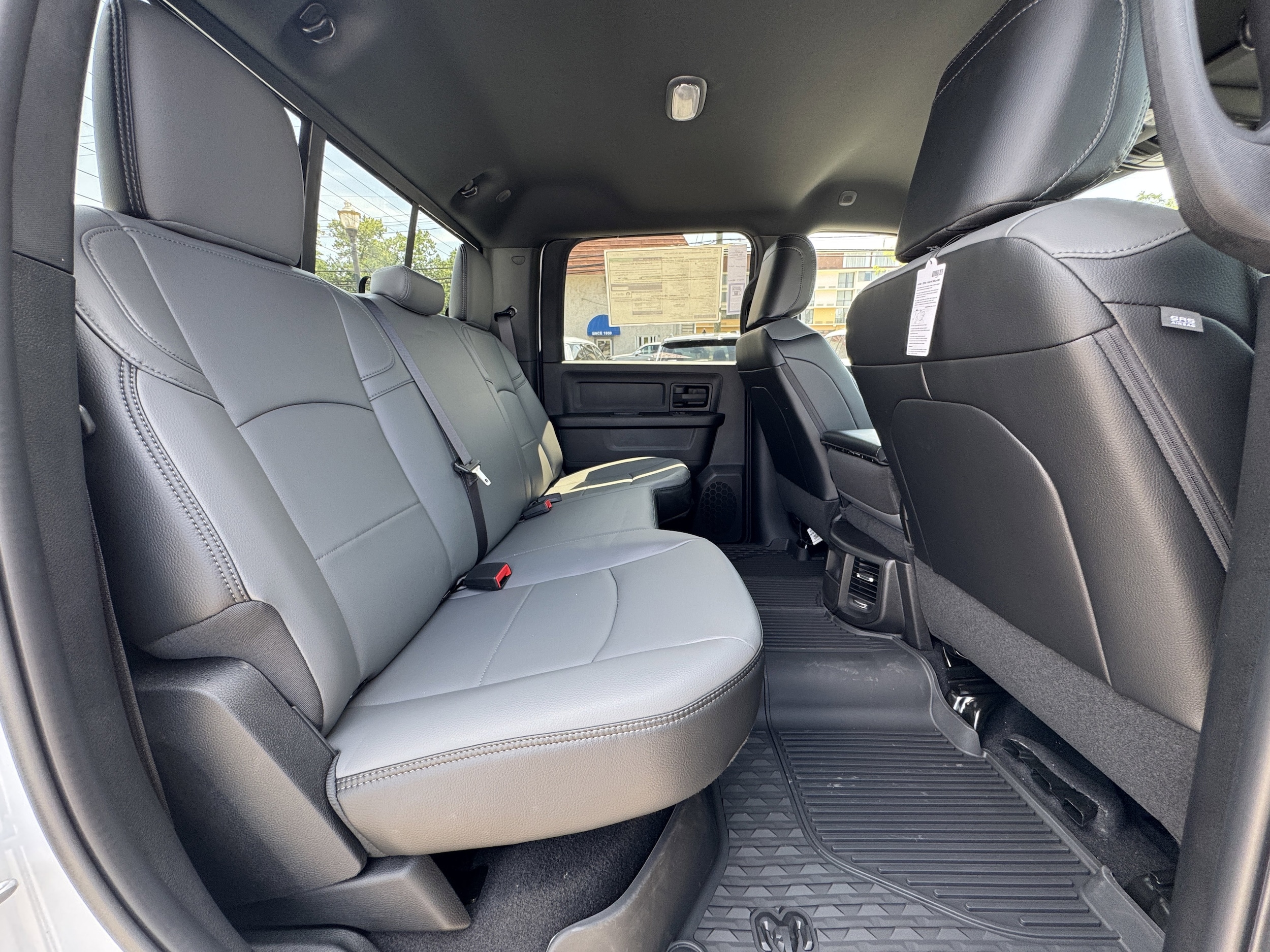2025 RAM 2500 Tradesman - Photo 27