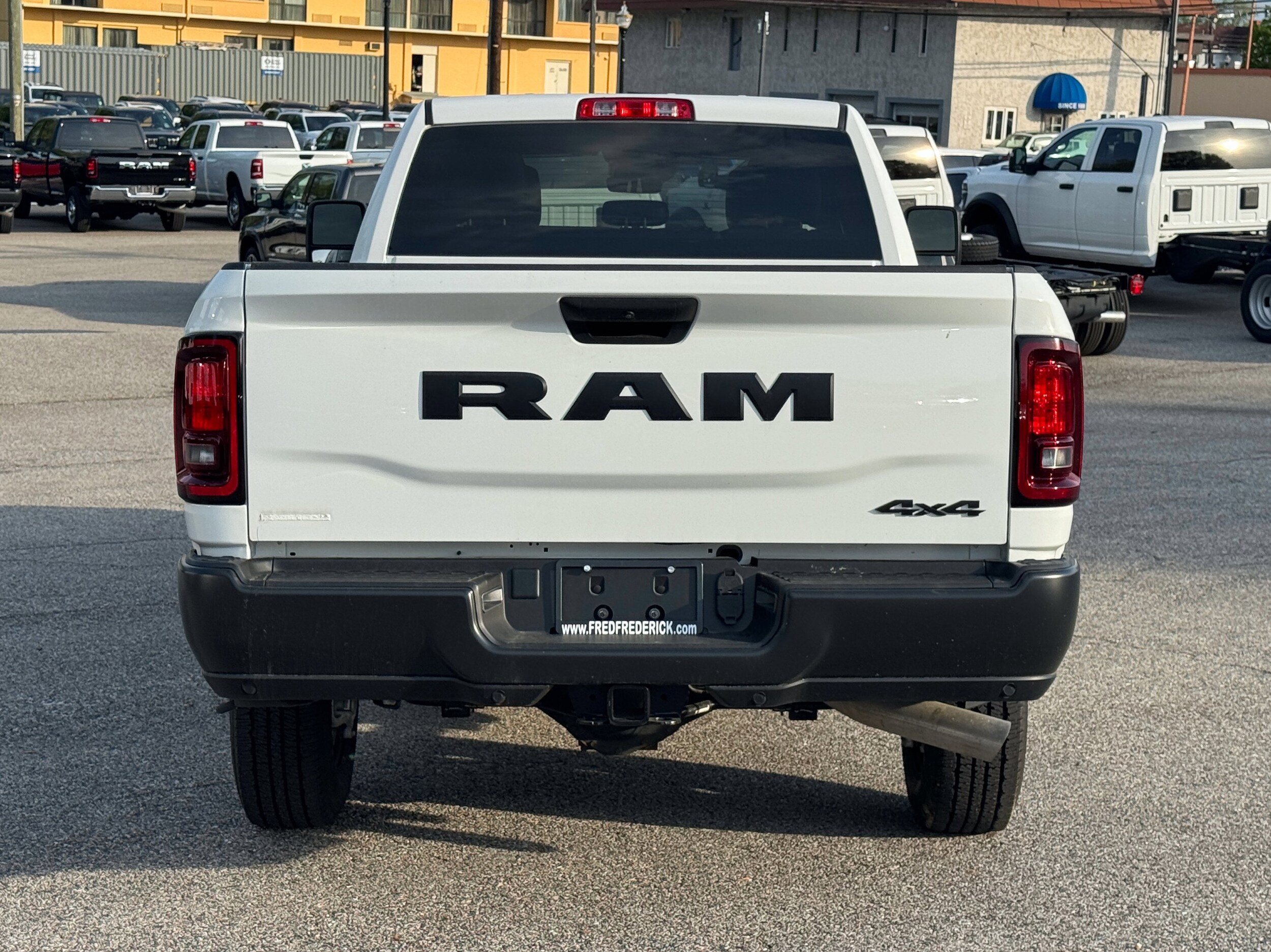 2025 RAM 2500 Tradesman - Photo 6