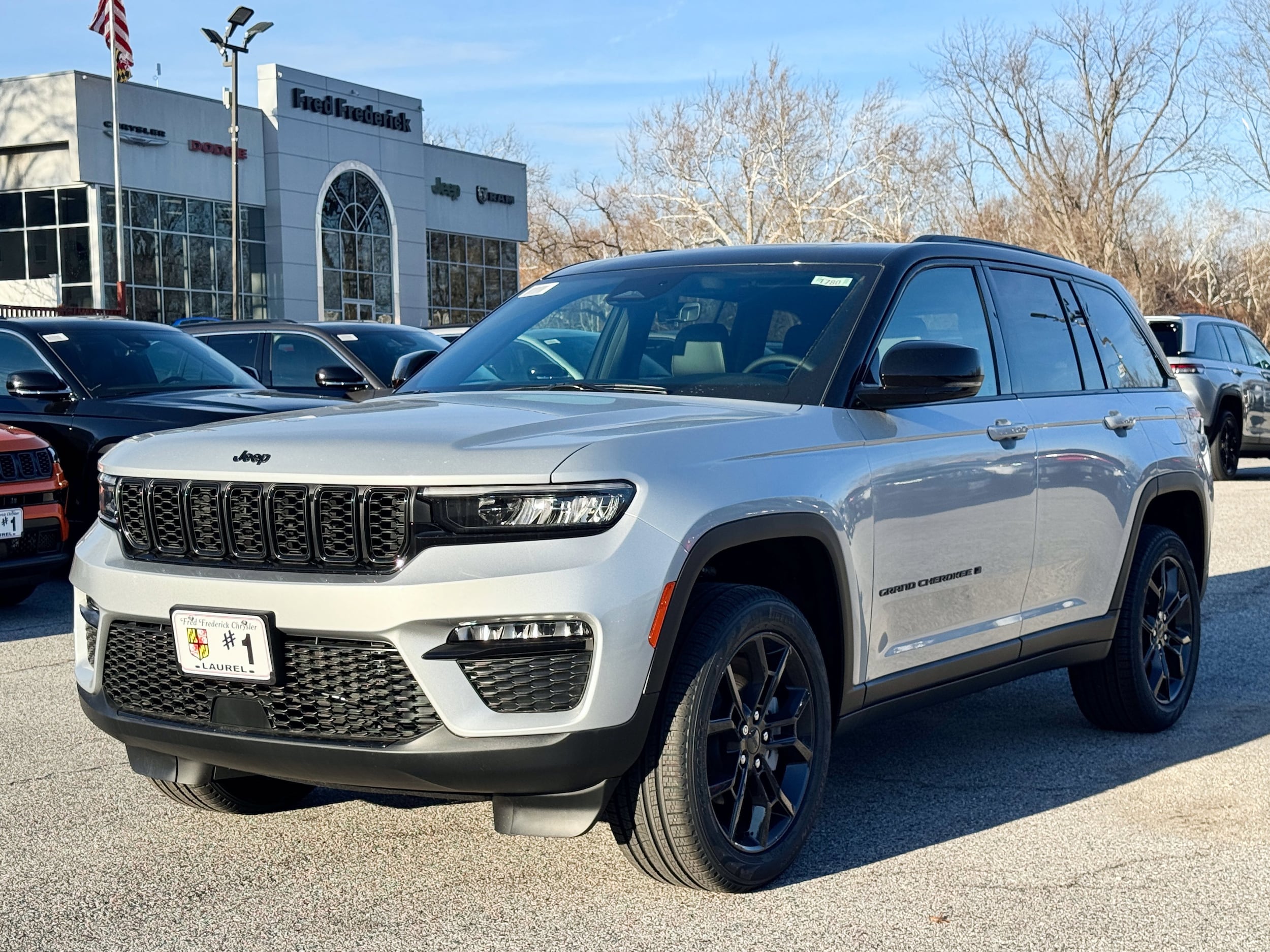 2025 Jeep Grand Cherokee Limited's photo