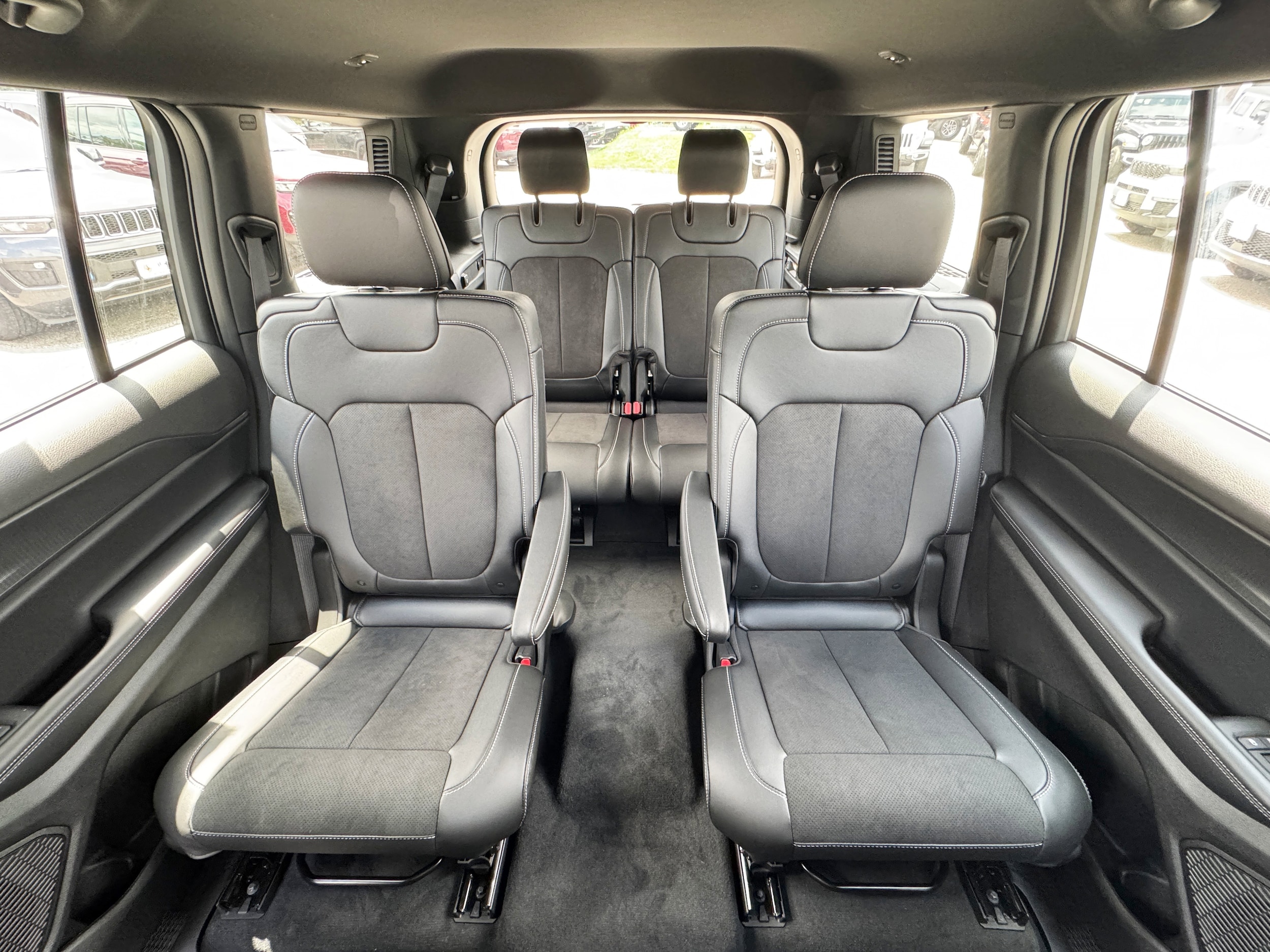 2025 Jeep Grand Cherokee L Altitude - Photo 25