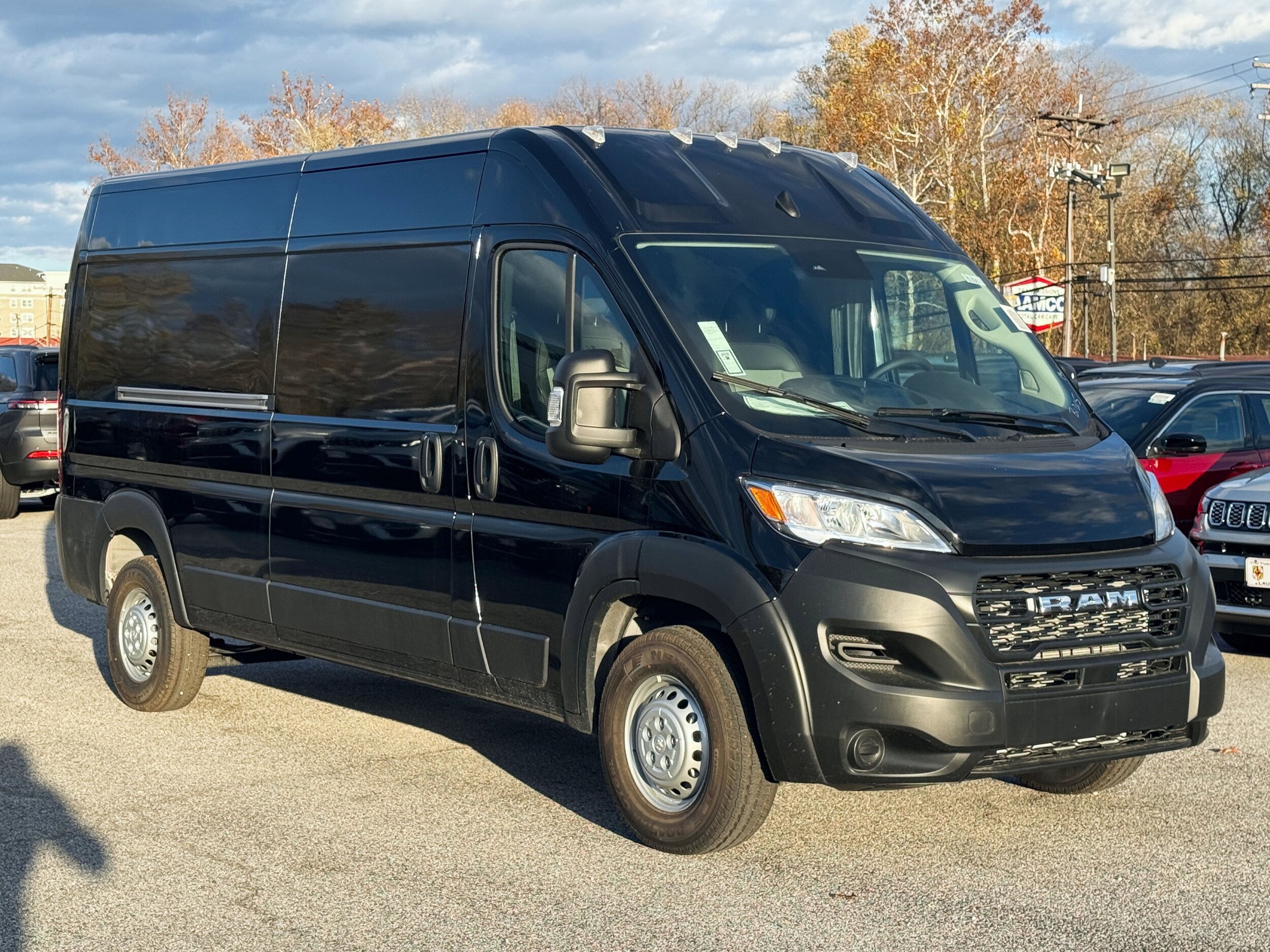 2026 Ram ProMaster 2500 Cargo Van photo 3