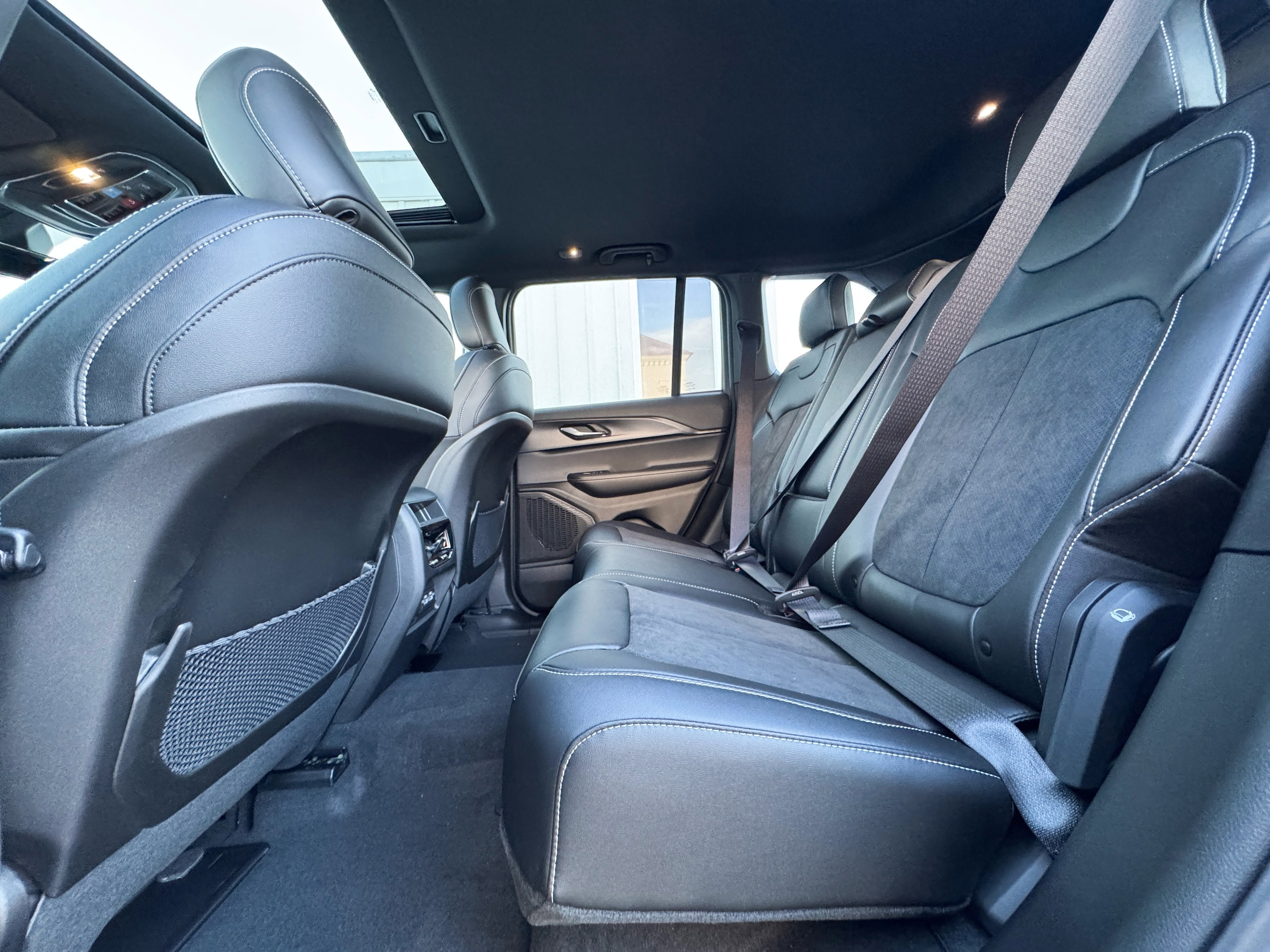 2025 Jeep Grand Cherokee Altitude - Photo 33