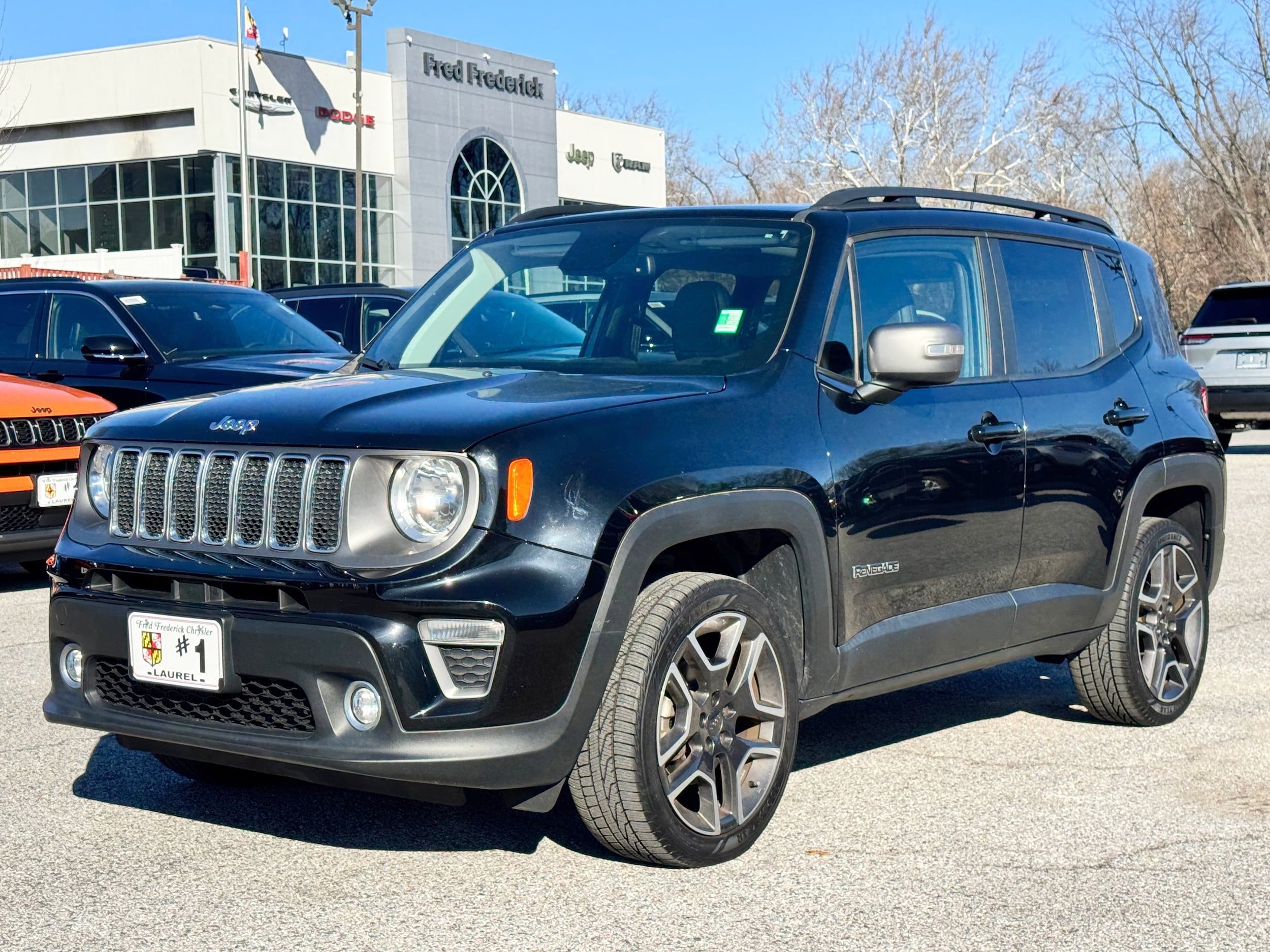 2019 Jeep Renegade Limited's photo