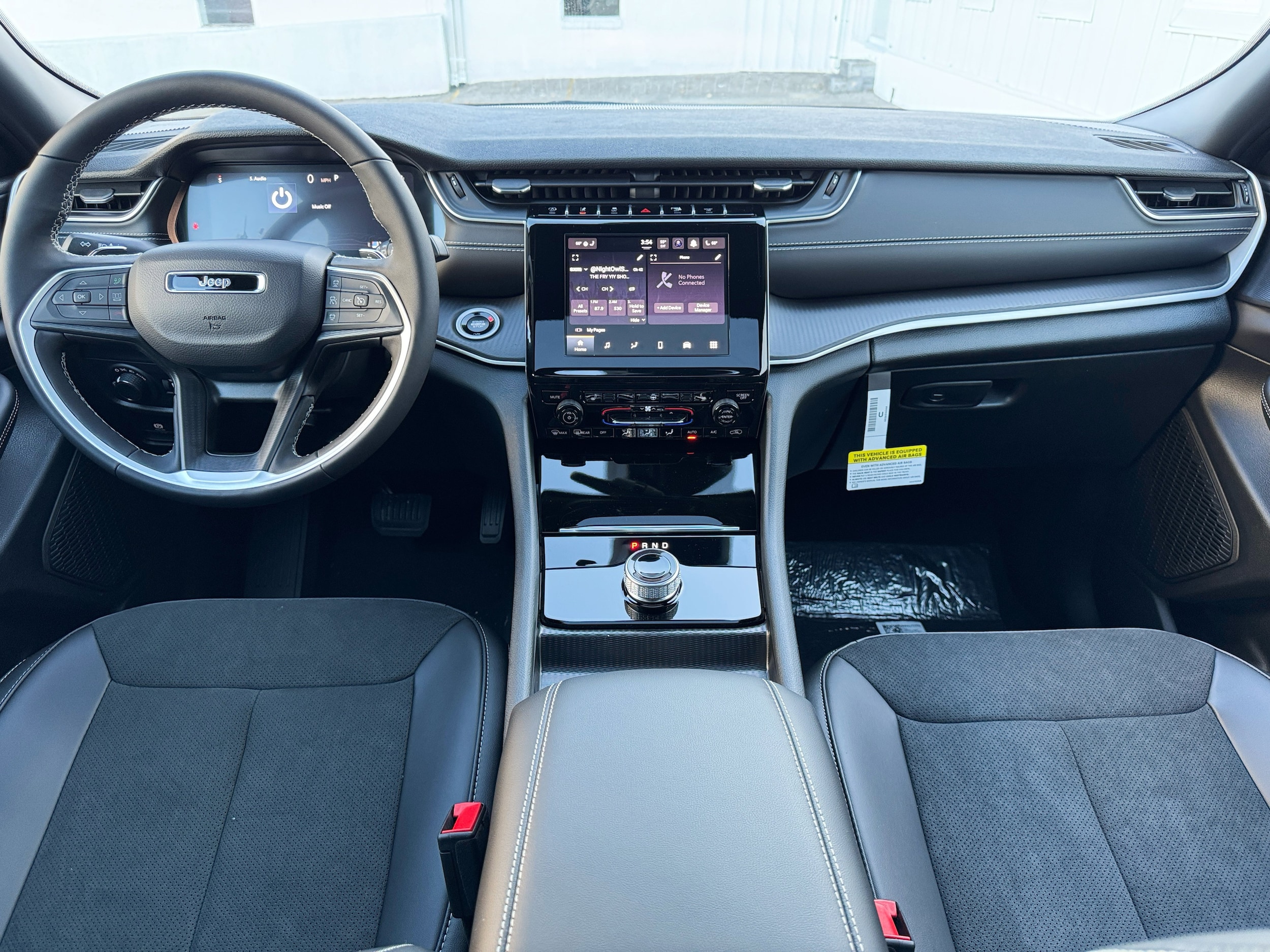 2025 Jeep Grand Cherokee Altitude - Photo 16