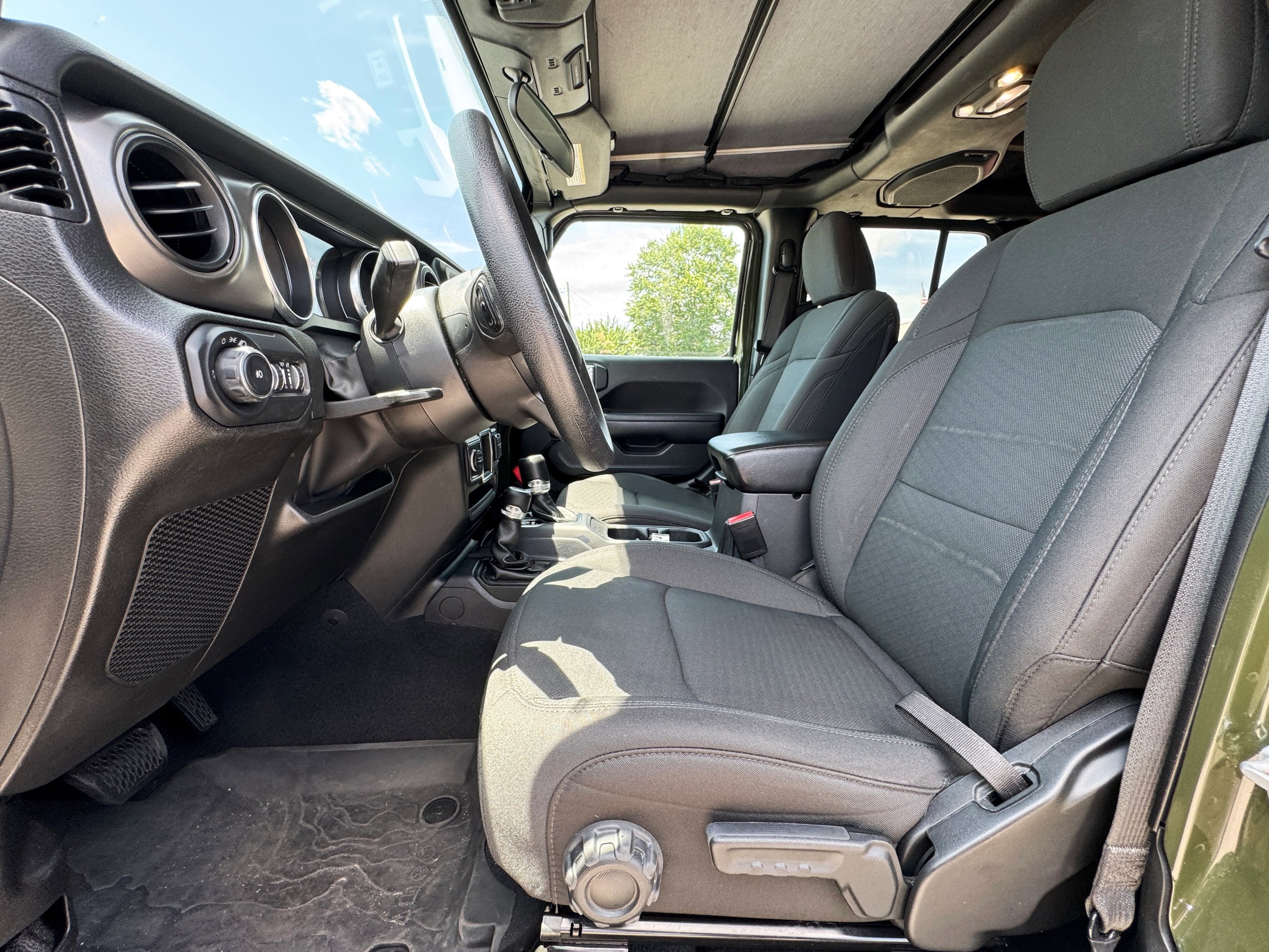 2022 Jeep Wrangler Unlimited Willys Sport - Photo 11