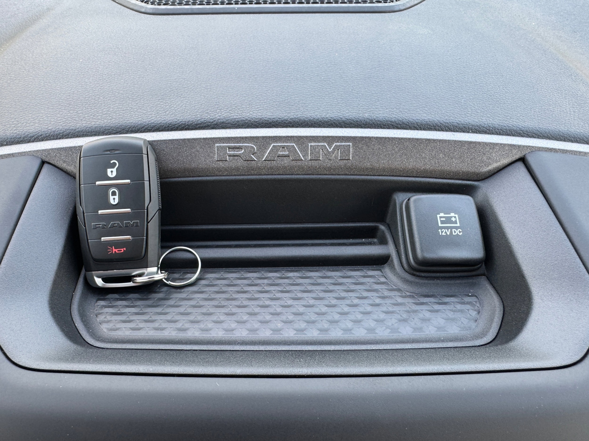 2025 RAM 2500 Tradesman - Photo 26