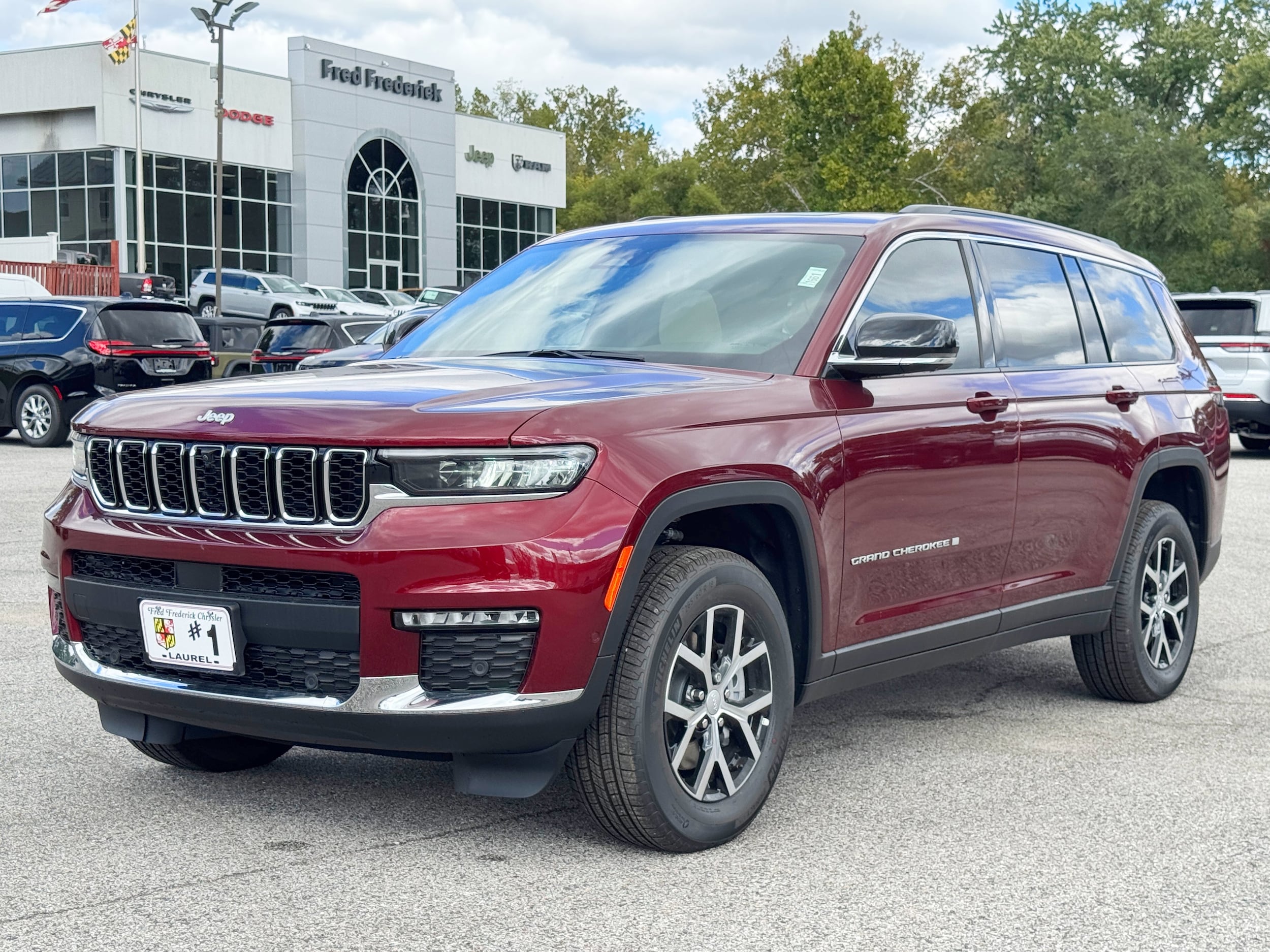 2025 Jeep Grand Cherokee L Limited's photo