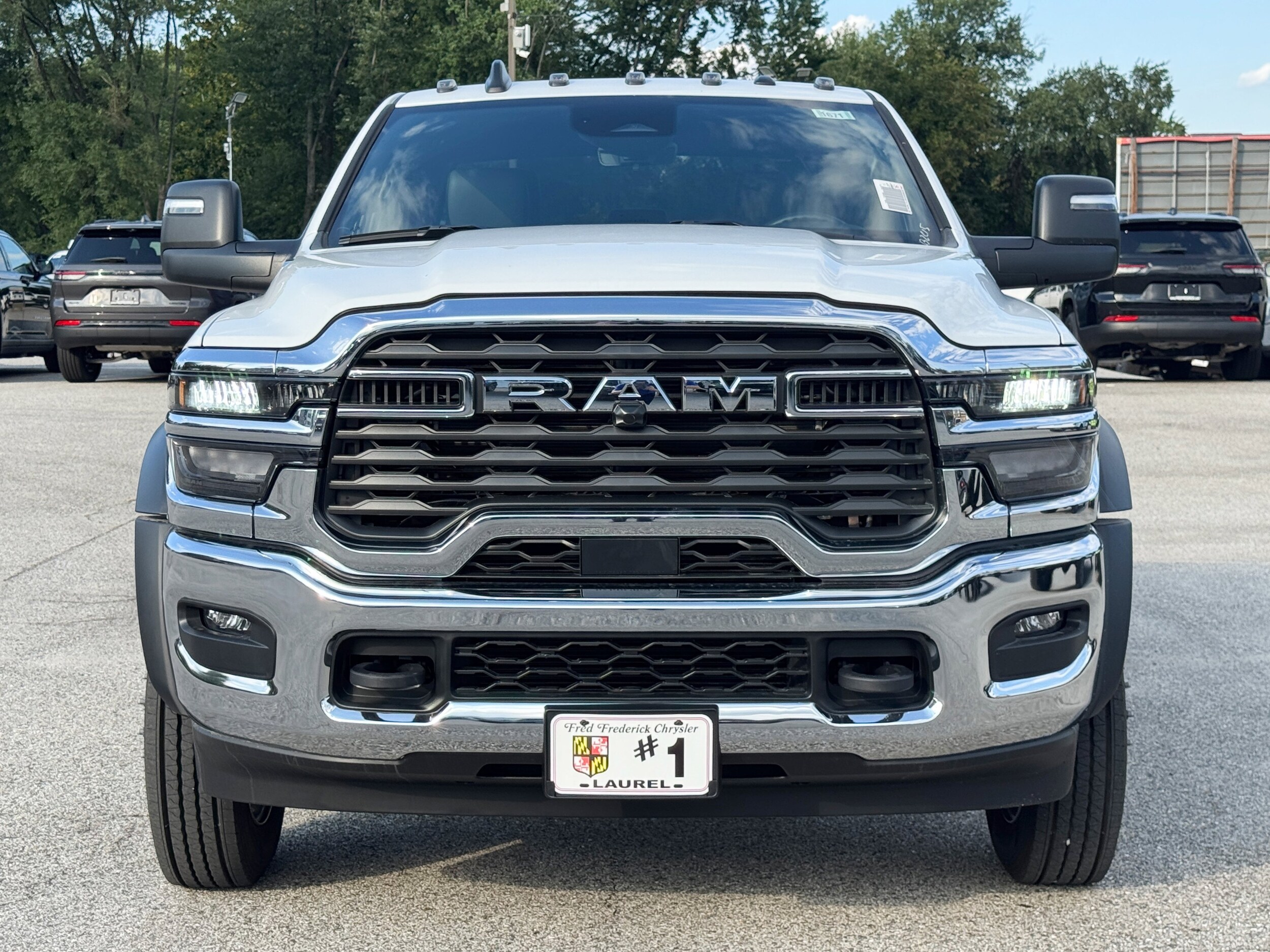 2025 Ram 4500 Tradesman photo 2