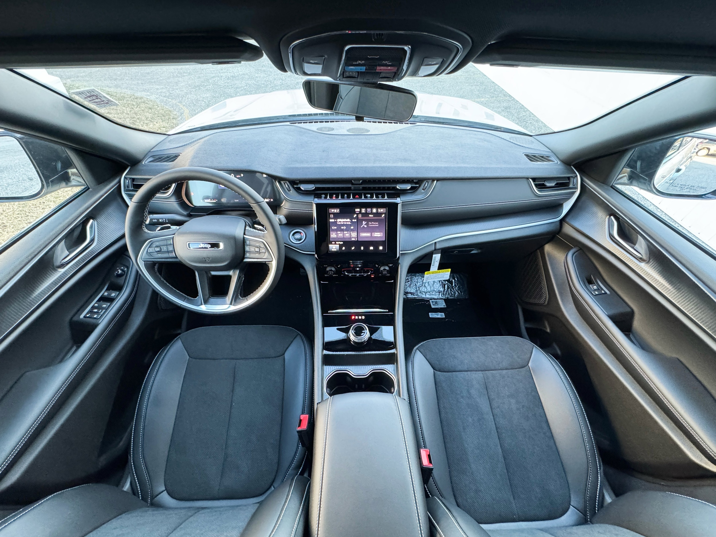 2025 Jeep Grand Cherokee Altitude - Photo 31