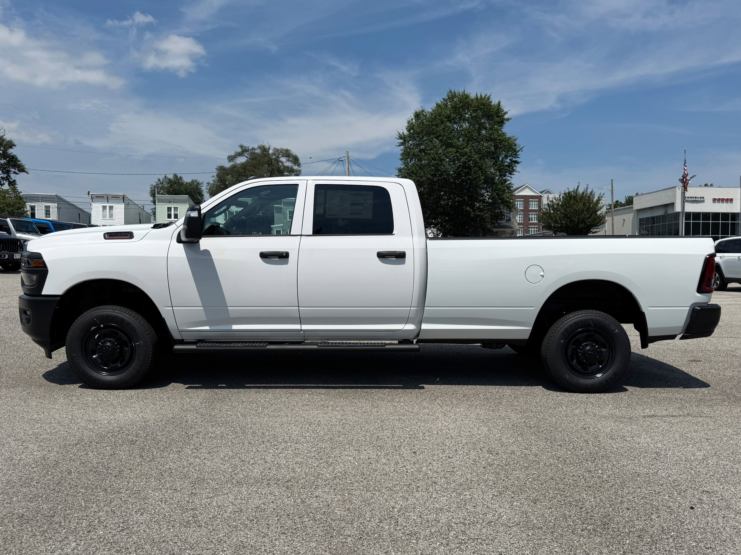 2025 RAM 2500 Tradesman - Photo 10