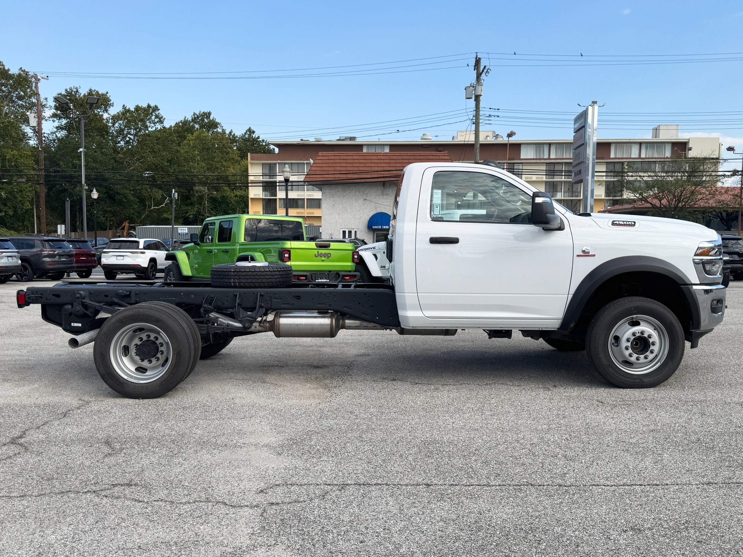 2025 Ram 4500 Tradesman photo 4