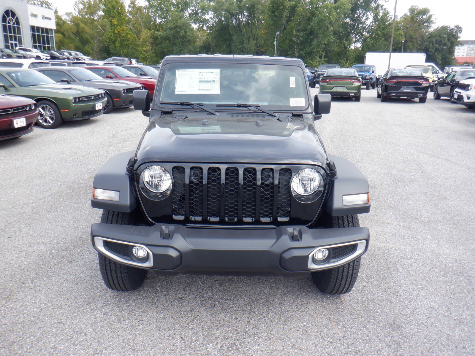 2023 Jeep Gladiator Sport S photo 4