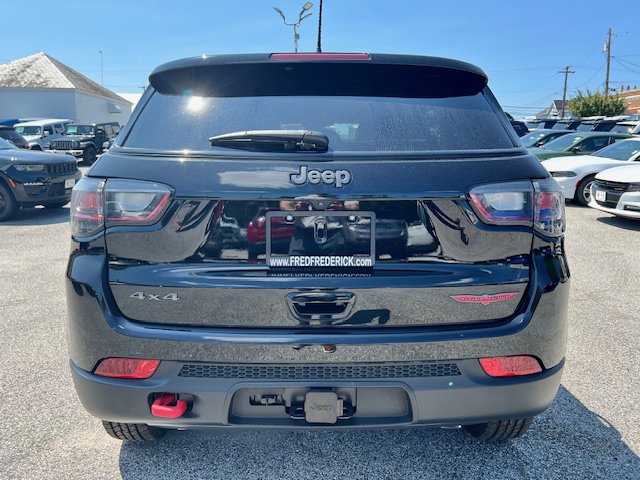 2023 Jeep Compass Trailhawk photo 4