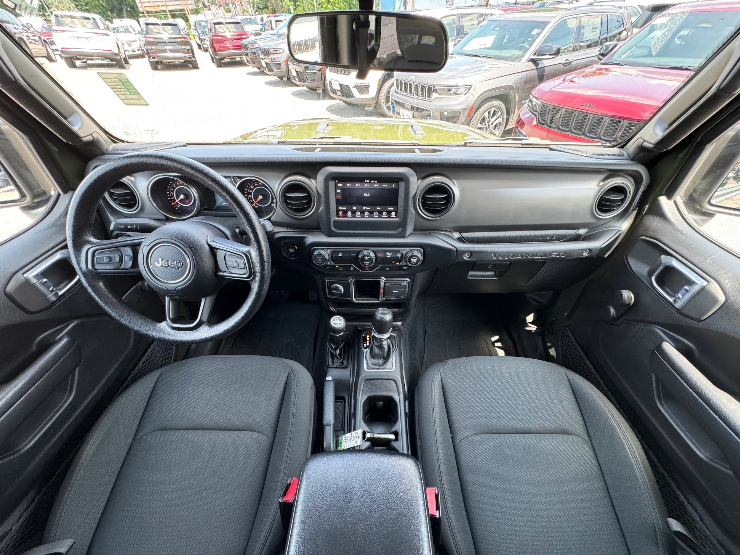 2022 Jeep Wrangler Unlimited Willys Sport - Photo 25