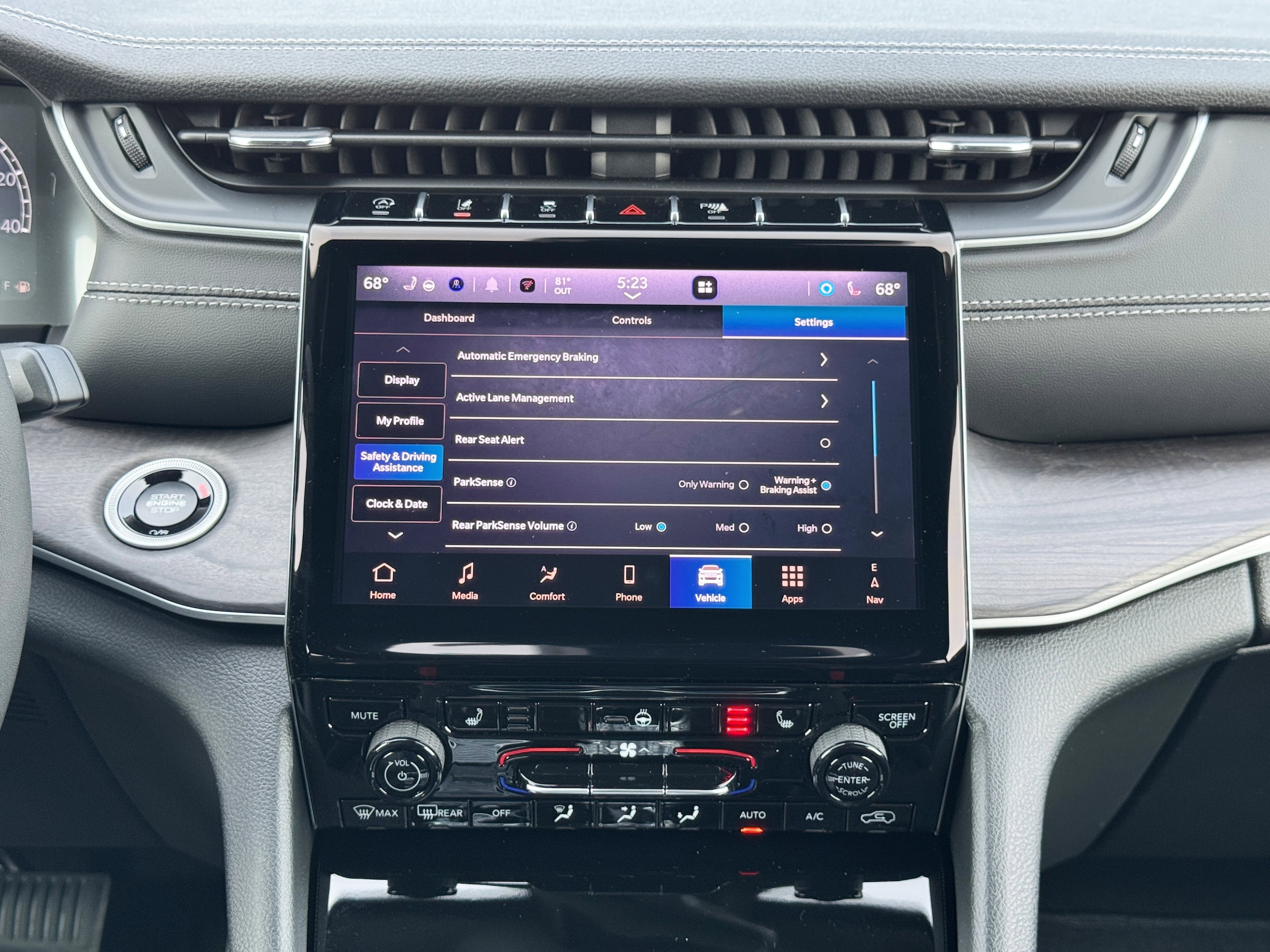 2025 Jeep Grand Cherokee Limited - Photo 35