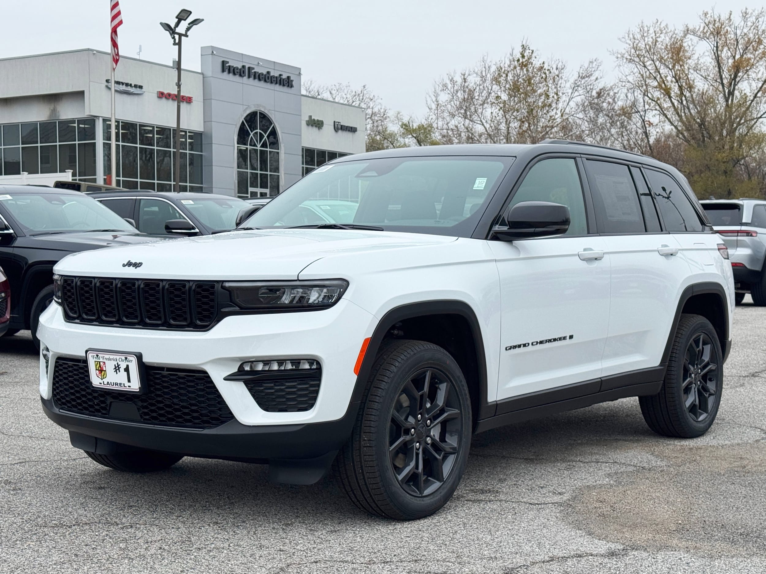 2025 Jeep Grand Cherokee Limited's photo