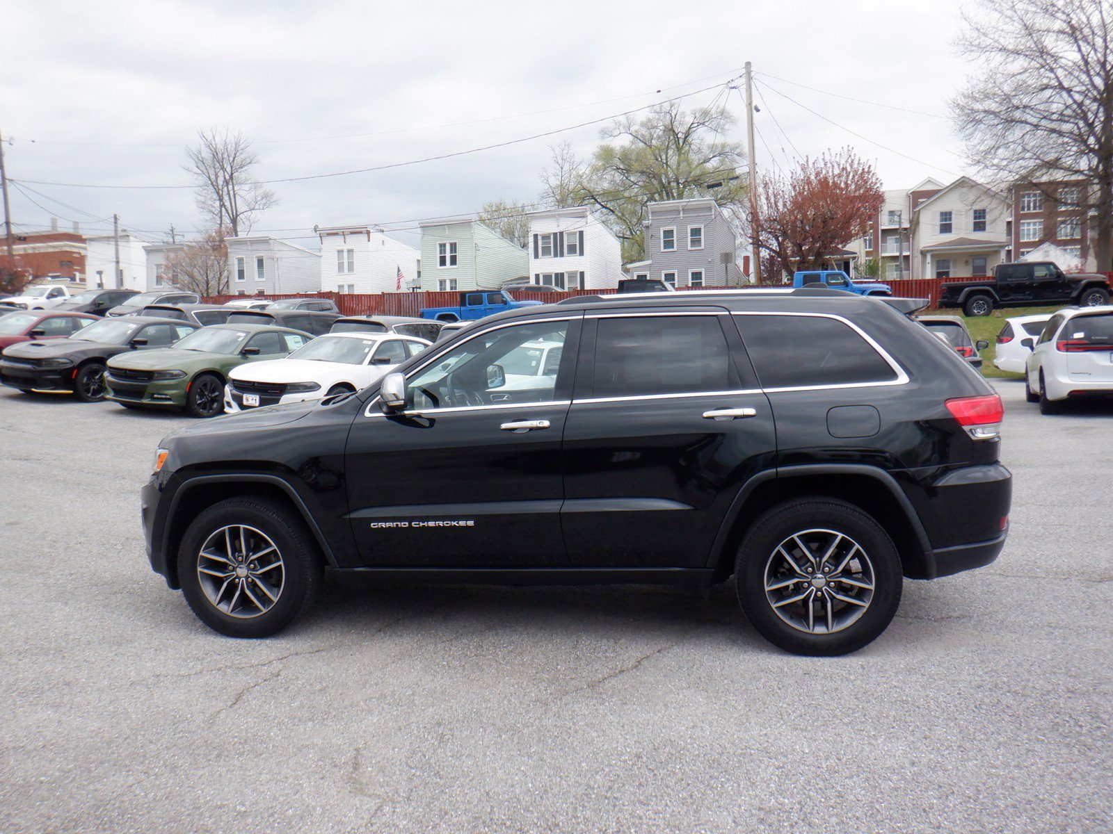 Used 2015 Jeep Grand Cherokee Limited with VIN 1C4RJFBG8FC184659 for sale in Laurel, MD