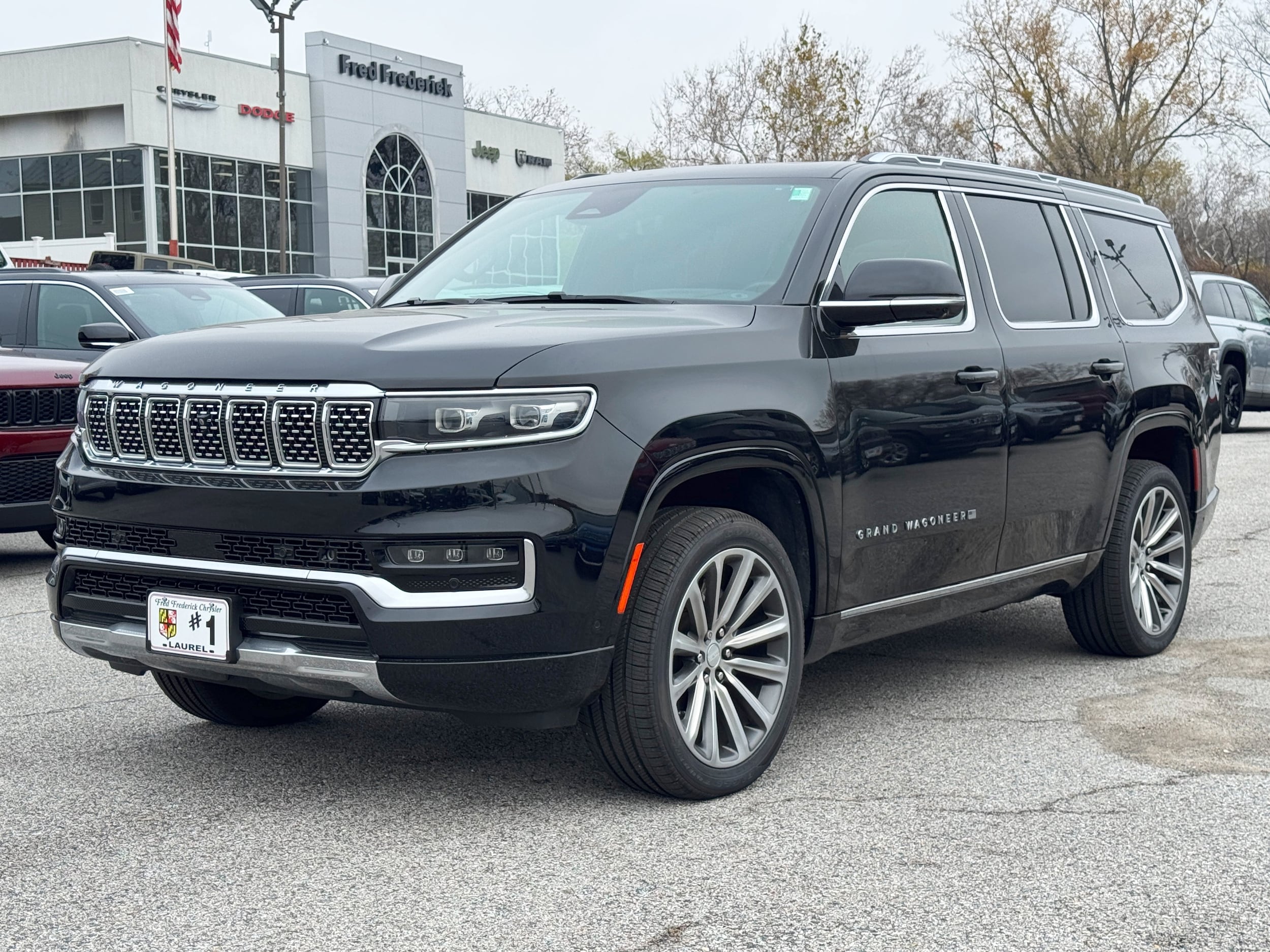 2022 Jeep Grand Wagoneer Series II's photo