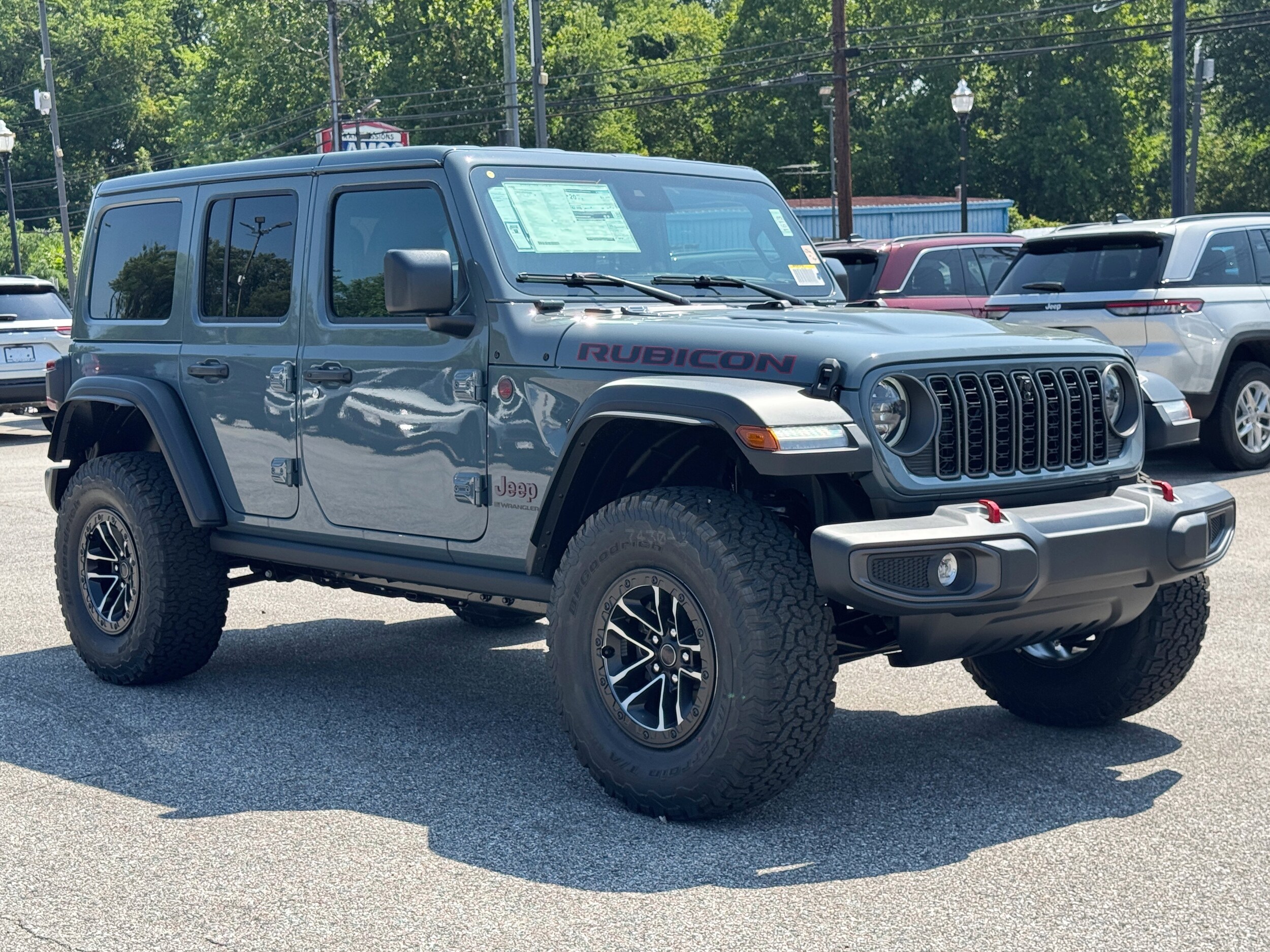 2025 Jeep Wrangler Rubicon photo 3