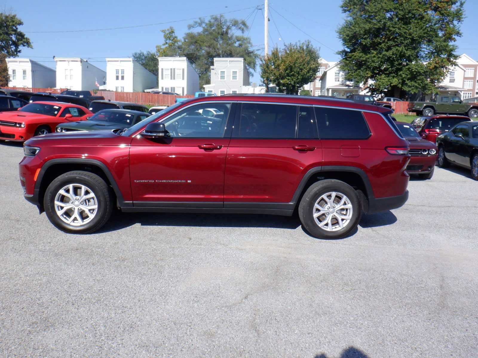 Used 2022 Jeep Grand Cherokee L Limited with VIN 1C4RJKBG6N8556901 for sale in Laurel, MD