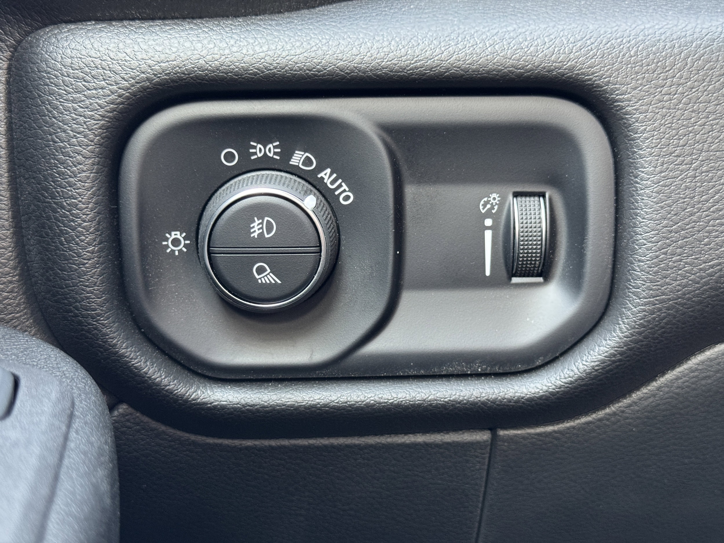 2025 RAM 2500 Tradesman - Photo 22