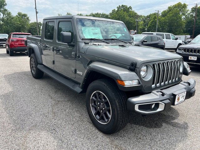 Used 2022 Jeep Gladiator Overland with VIN 1C6HJTFG6NL154148 for sale in Laurel, MD