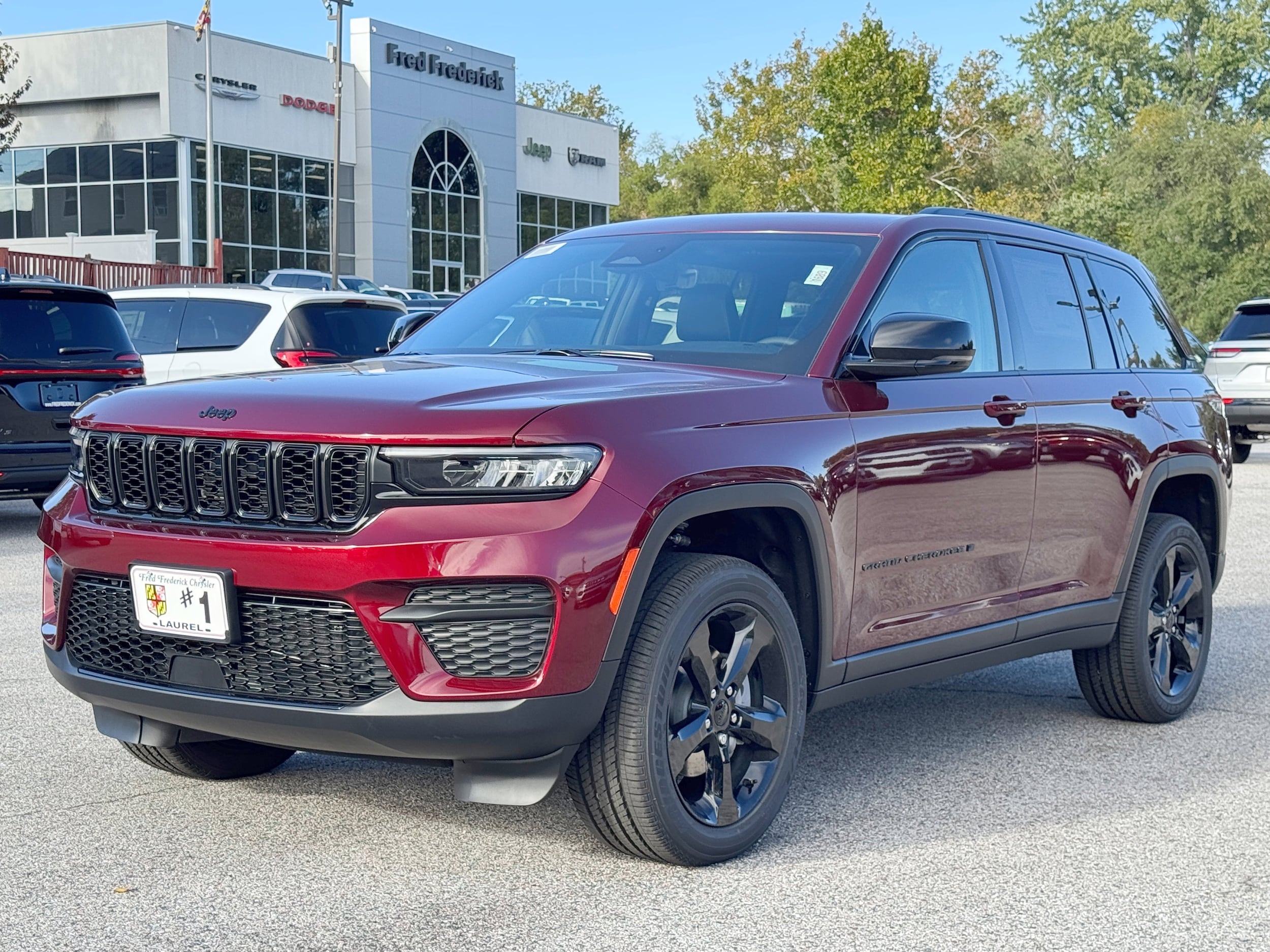 2025 Jeep Grand Cherokee Altitude's photo