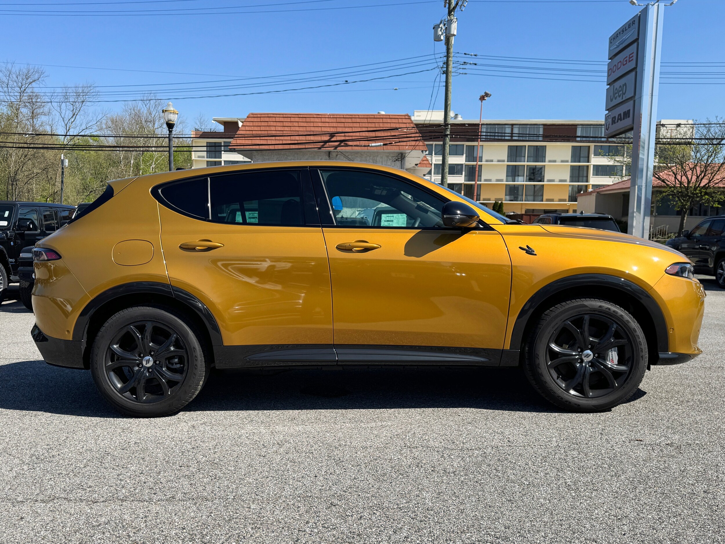 2024 Dodge Hornet R/T Plus photo 4