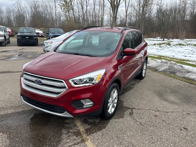 2019 Ford Escape SEL photo 2