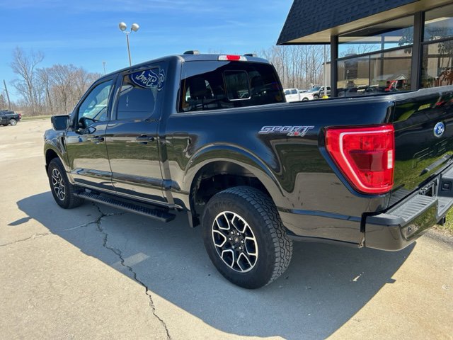 2023 Ford F-150 XLT photo 3