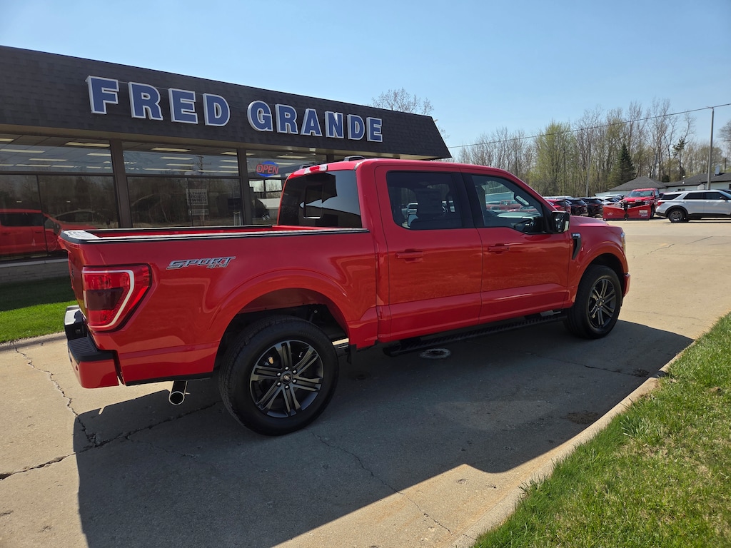Used 2022 Ford F-150 XLT Truck SuperCrew Cab