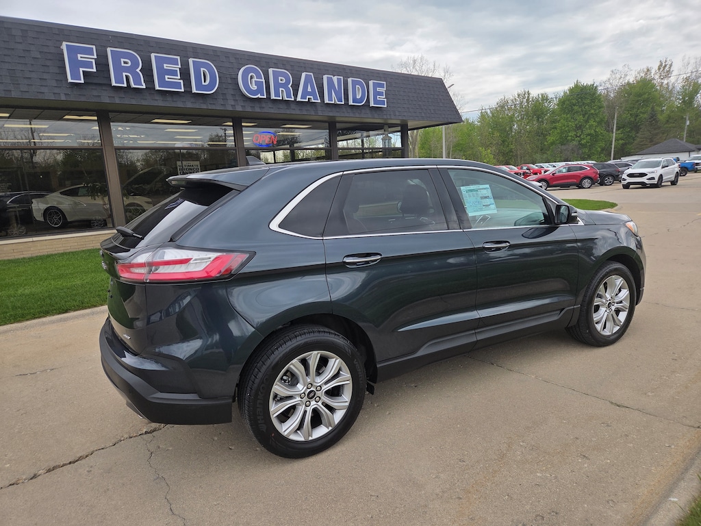 Used 2023 Ford Edge Titanium SUV