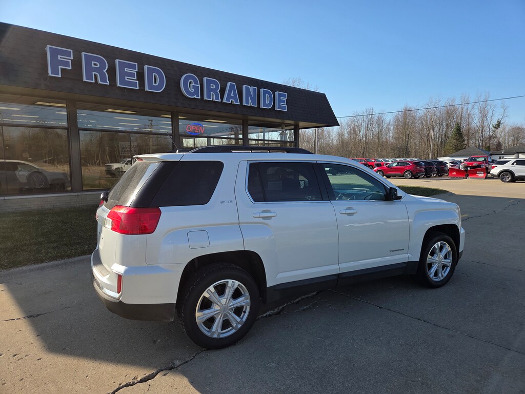 Used 2017 GMC Terrain SLE-2 SUV