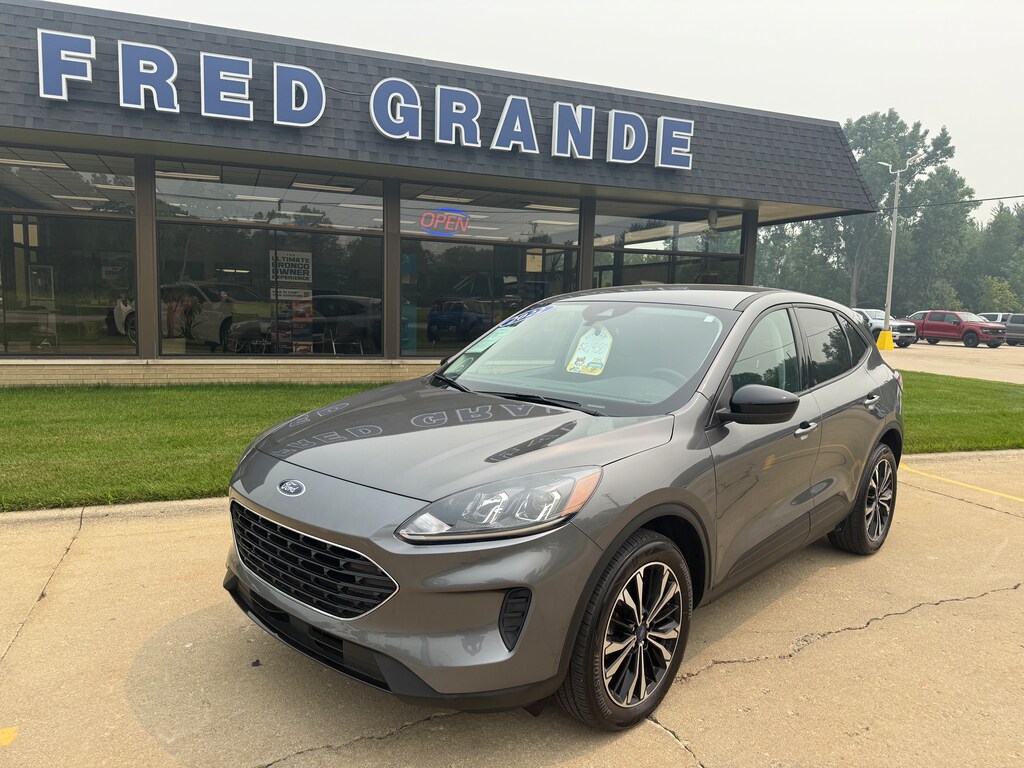 Used 2022 Ford Escape SE SUV