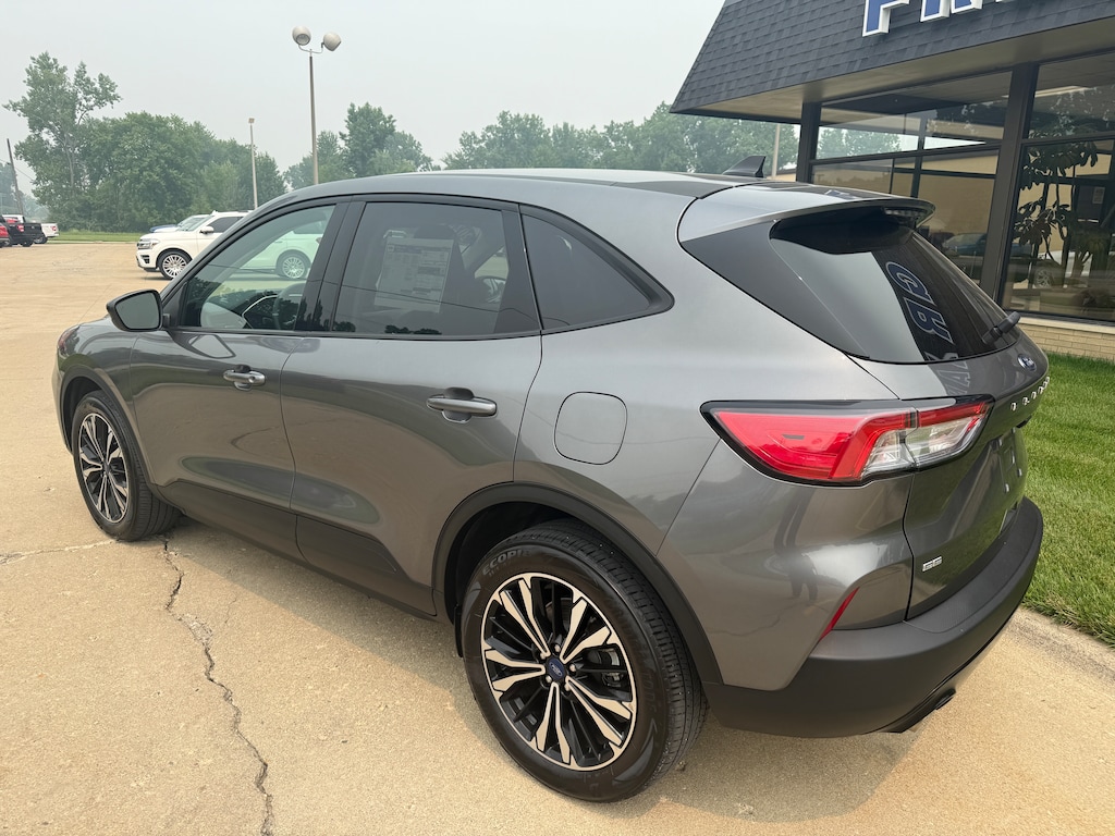 Used 2022 Ford Escape SE SUV