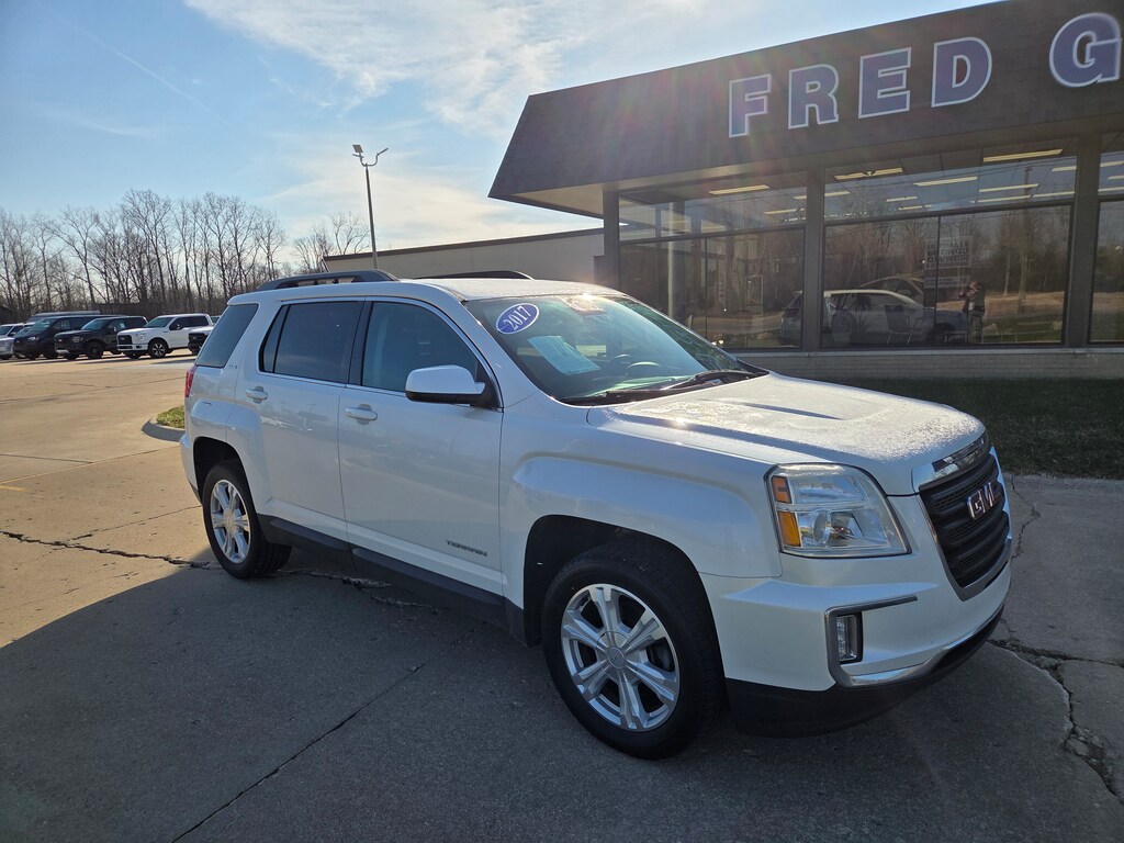 Used 2017 GMC Terrain SLE-2 SUV