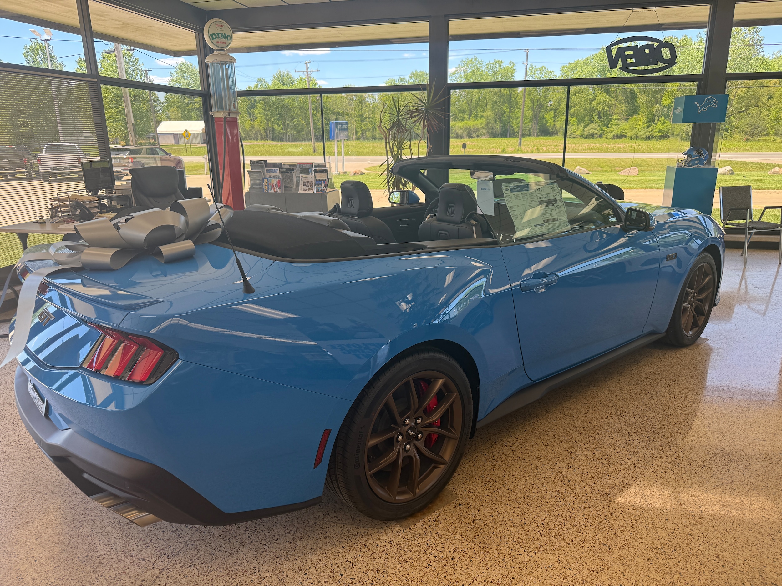 2025 Ford Mustang GT Premium Convertible - Photo 4