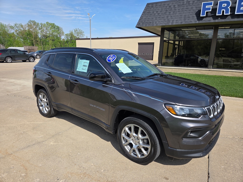 Used 2022 Jeep Compass Latitude Lux SUV
