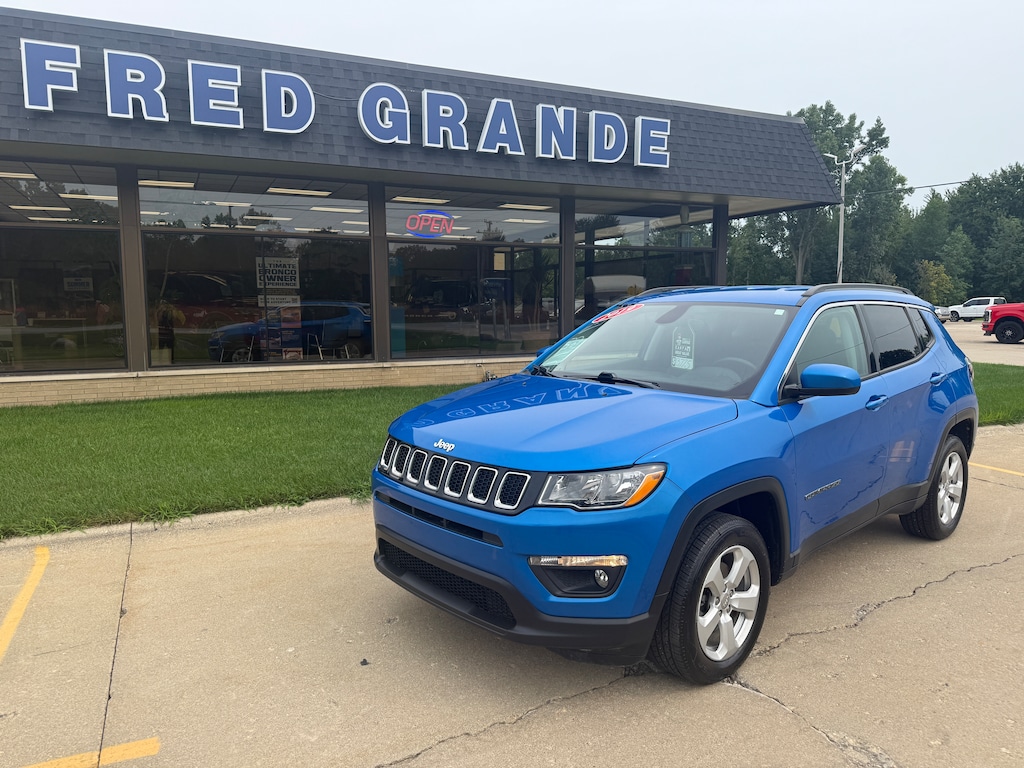 Used 2019 Jeep Compass Latitude 4x4 SUV