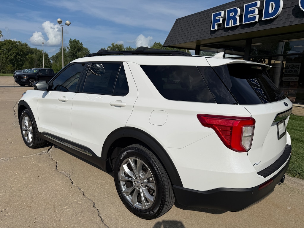 Used 2024 Ford Explorer XLT SUV