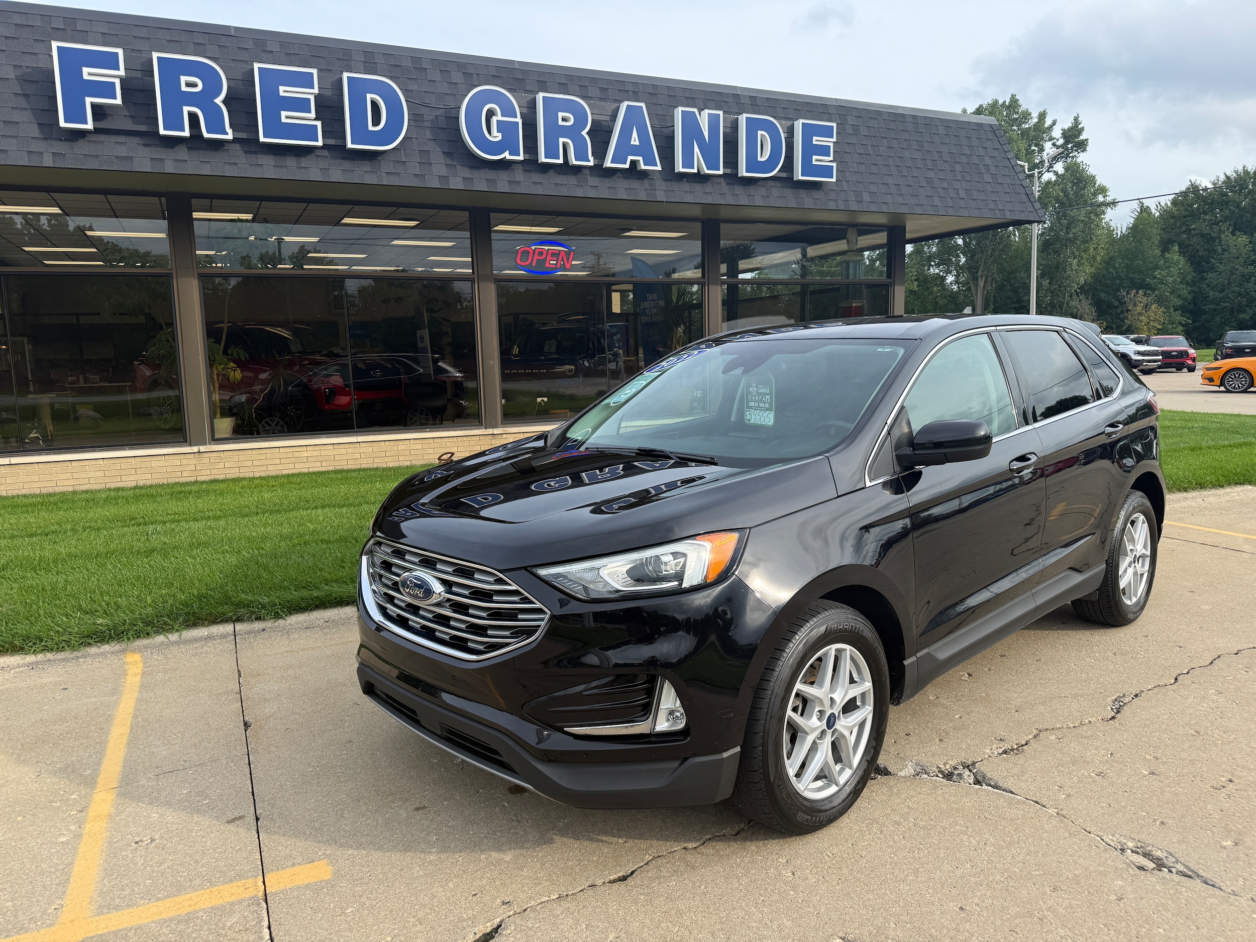 Used 2022 Ford Edge SEL with VIN 2FMPK4J92NBA23388 for sale in Casco, MI