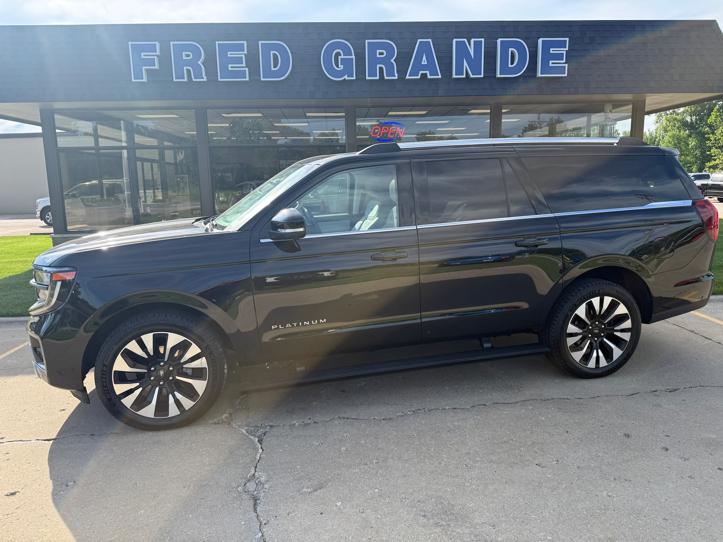 2025 Ford Expedition Max SUV 