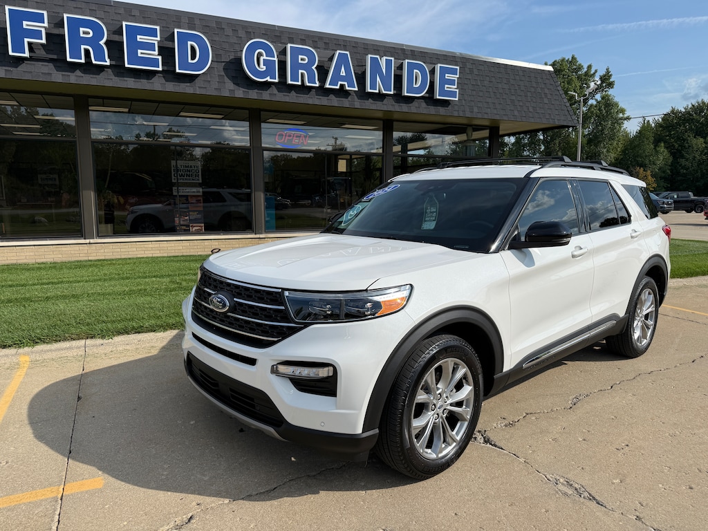 Used 2024 Ford Explorer XLT SUV