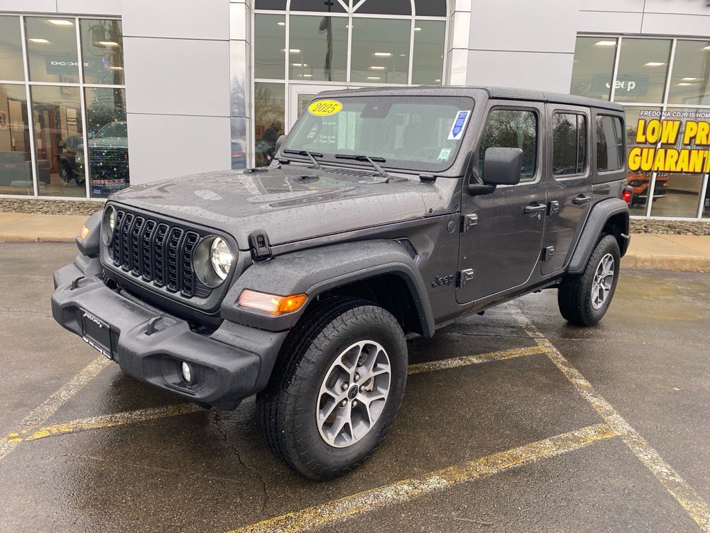 2025 Jeep Wrangler 4-Door Sport S's photo