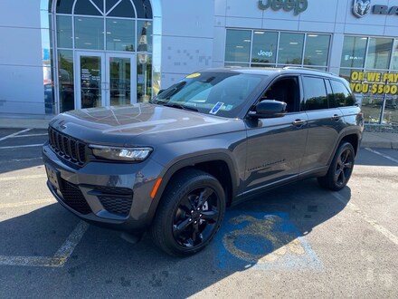 2025 Jeep Grand Cherokee Altitude X Altitude X 4x4