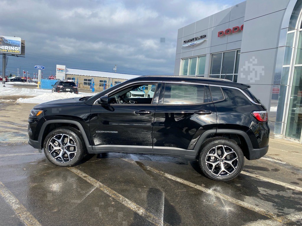 Used 2025 Jeep Compass Limited Limited 4x4