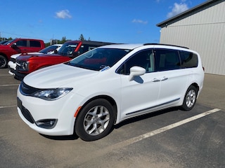 2017 Chrysler Pacifica Touring-L Touring-L FWD For Sale in Fredonia NY