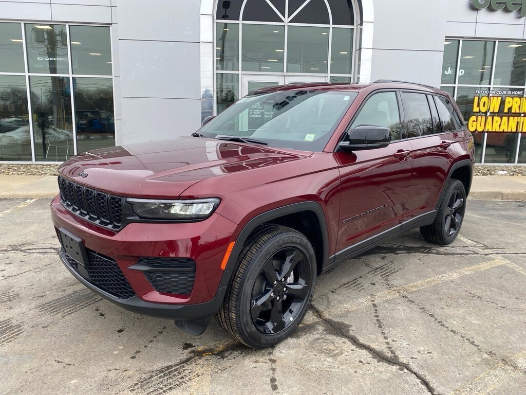 Used 2025 Jeep Grand Cherokee Altitude X Altitude X 4x4