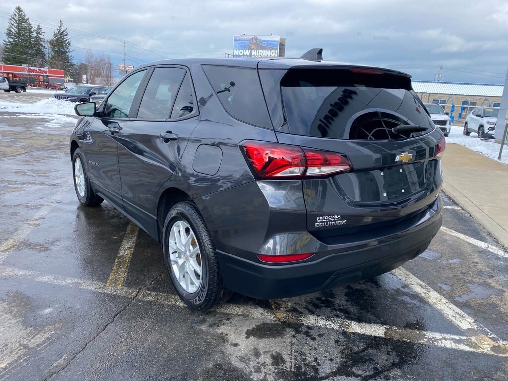 Used 2022 Chevrolet Equinox LS AWD LS w/1LS
