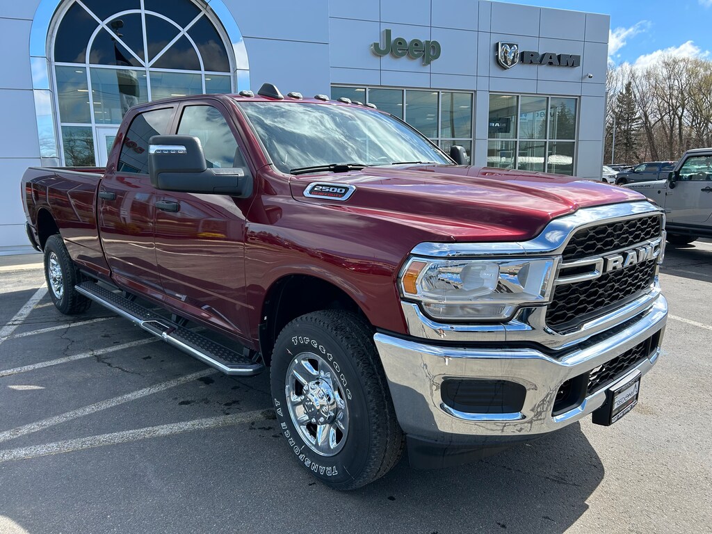 2024 Ram 2500 TRADESMAN CREW CAB 4X4 8' BOX For Sale Fredonia